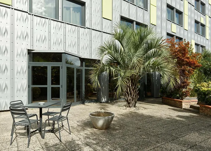 B&B HOTEL Orly Rungis Aéroport